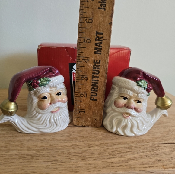 Fitz and floyd salt and pepper shakers - Picture 3 of 16